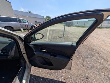 2015 chevrolet cruze 1lt-auto with 198062 miles for sale near elk-river, minnesota 57e70508af0f4484b20a7a767314a309.jpg