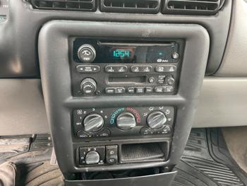 2003 chevrolet venture extended with 146369 miles for sale near elk-river, minnesota 58247ce8d0f54be983a3676091596e9a.jpeg