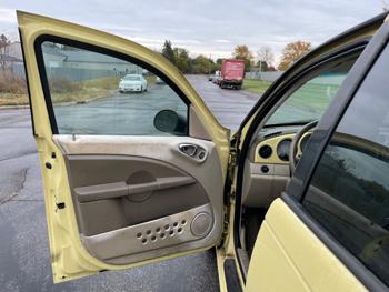 2007 chrysler pt-cruiser touring-edition with 165932 miles for sale near elk-river, minnesota 58400e8ab6474290bb40fe2b23b9757c.jpeg