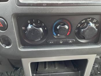 2005 nissan pathfinder sel with 260382 miles for sale near elk-river, minnesota 58dfc502e87444e78585746f34d50626.jpg