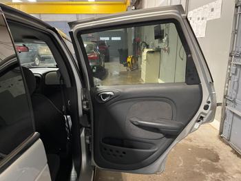 2005 chrysler pt-cruiser touring-edition with 89918 miles for sale near elk-river, minnesota 59defd96576d443b94477b7bc9f49f0d.jpg