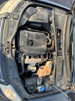 2002 volkswagen passat gls with 114468 miles for sale near elk-river, minnesota 59f6c47b7f1448cb83a6ac9597144e87.jpg