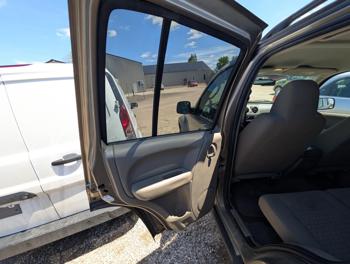 2007 jeep liberty sport-4wd with 128939 miles for sale near elk-river, minnesota 5a25a983c9fa4a06a79341cb744b66b4.jpg
