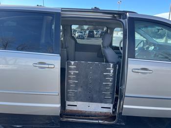 2009 chrysler town-&-country touring with 240699 miles for sale near clearwater, minnesota 5a446ccddc464ac79efa5c291aa7f6af.jpeg