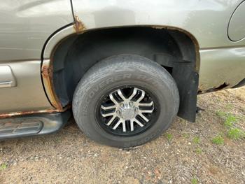 2003 chevrolet tahoe 4wd with 269204 miles for sale near elk-river, minnesota 5a57d7078c7d4399859ee71b78e2bbf7.jpeg