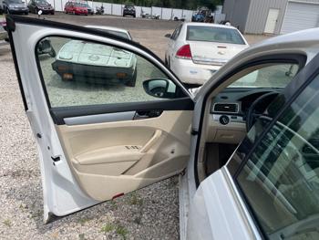 2012 volkswagen passat 2.5l-se-mt with 190824 miles for sale near elk-river, minnesota 5a5c56b8dfd14d6fa5b48fc6d8221cbd.jpeg