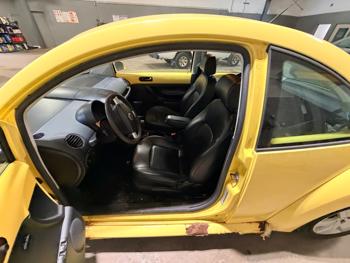 2007 volkswagen new-beetle 2.5l with 122594 miles for sale near elk-river, minnesota 5a709c908538428f924d56e4e7a9d67b.jpeg