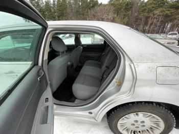 2005 chrysler 300 base with 181192 miles for sale near elk-river, minnesota 5a90b27164ab48c5a5dd74a25e367691.jpeg