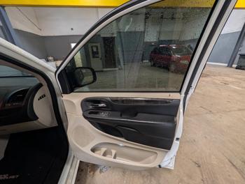 2016 dodge grand-caravan se with 266106 miles for sale near elk-river, minnesota 5af6ad16ca764de9b307eea1e798e865.jpg