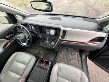 2015 toyota sienna limited-awd-7-passenger-v6 with 155568 miles for sale near elk-river, minnesota 5b145511e0d14a7e8977aef768de4fb0.jpeg