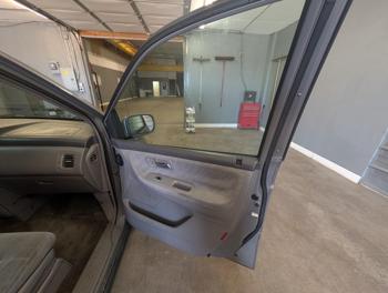 2000 honda odyssey ex with 273688 miles for sale near elk-river, minnesota 5b37801d89214655b582f7c14314421b.jpg