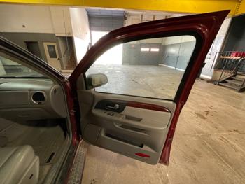 2006 gmc envoy denali-4wd with 264098 miles for sale near elk-river, minnesota 5b65476eb7e84cf293a56209ff0bdc0f.jpeg