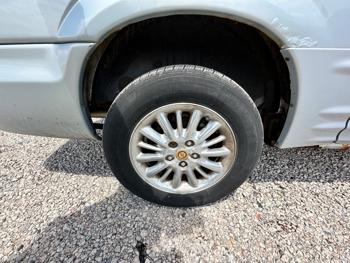 2002 chrysler town-&-country limited with 142848 miles for sale near elk-river, minnesota 5b6929c5774c4d5e86f40353e356ac10.jpeg