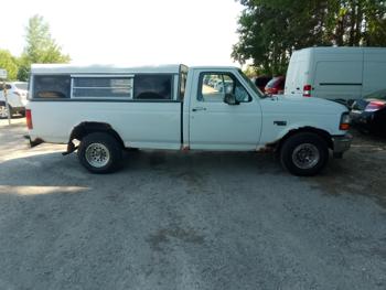 1993 ford f-150 s-reg.-cab-short-bed-2wd with 183885 miles for sale near elk-river, minnesota 5c154c93fd424d77b6083227670cc08c.jpg