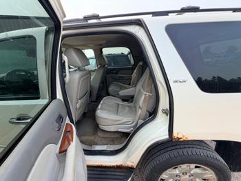 2008 gmc yukon slt-1-4wd with 242684 miles for sale near elk-river, minnesota 5ca54160040446e5a67d62ca465cb71a.jpeg