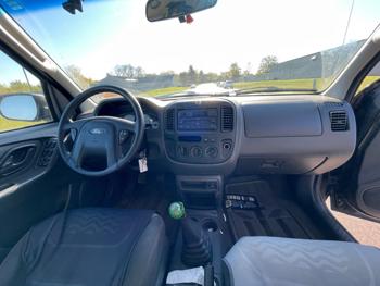 2004 ford escape xls-2wd with 179863 miles for sale near elk-river, minnesota 5cb4e43e89684e6f881eb194db616189.jpeg
