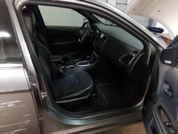 2012 chrysler 200 s with 143318 miles for sale near elk-river, minnesota 5df1f9a66fe24dd59409ca0530e9cd36.jpg