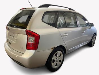 2009 Kia Rondo
