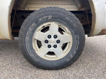 2005 chevrolet silverado-1500 ls-crew-cab-4wd with 291163 miles for sale near fridley, minnesota 5df9a78b8b8146919b99ee0b6b5d6e27.jpeg