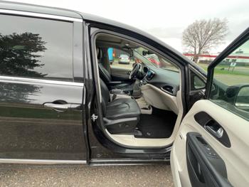 2018 chrysler pacifica limited with 145653 miles for sale near blaine, minnesota 5e5dbb478ddc451dac76abc792ea7512.jpeg