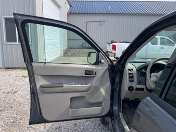 2011 ford escape xlt-4wd with 184816 miles for sale near elk-river, minnesota 5e6f940085934d24afa862eeb90ba097.jpeg
