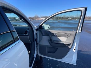 2015 gmc acadia slt-1-fwd with 146414 miles for sale near alexandria, minnesota 5e7072781b8a4153bd4963d70bd72ebb.jpeg