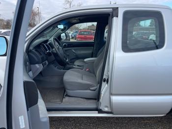 2006 toyota tacoma access-cab-v6-4wd with 204926 miles for sale near fridley, minnesota 5e7d66e253864da3bc62f08cffca6c5f.jpeg