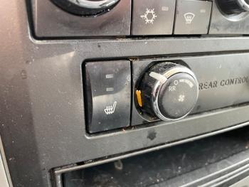 2008 chrysler town-&-country touring with 237369 miles for sale near elk-river, minnesota 5ed5be66d8d94b4d8102b31a209e6d14.jpeg