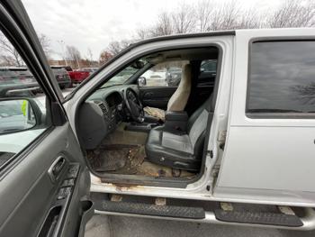 2004 gmc canyon sle with 147411 miles for sale near white-bear-lake, minnesota 5ee70d6c82bd4f349e0106d094272cd3.jpeg