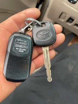 2004 toyota sienna le,ce with 177599 miles for sale near elk-river, minnesota 5f3f778006314fd4b85f032db2a9cfd7.jpg