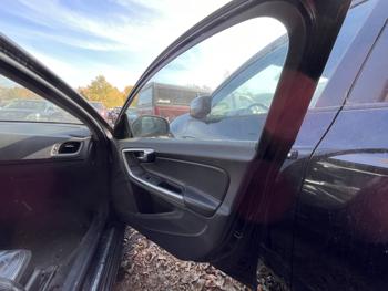 2013 volvo s60 sel with 178330 miles for sale near elk-river, minnesota 5f6f3eadd93c4de6b2b8268ecefc716e.jpg