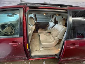 2010 toyota sienna ce-fwd-7-passenger with 186780 miles for sale near elk-river, minnesota 5f725eed85b7402bbf673d74b0b04763.jpeg