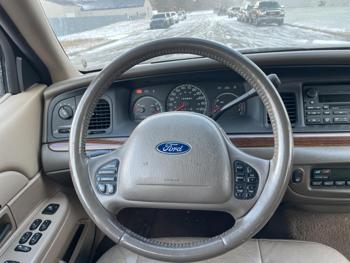 2003 ford crown-victoria lx with 153800 miles for sale near elk-river, minnesota 5ff44d6e6e0d435c9f822e4f80fd31a8.jpg