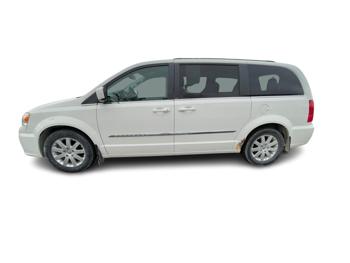 2013 chrysler town-&-country touring with 169086 miles for sale near rochester, minnesota 603e538aaedf486688d6db4294dcf65d.jpg