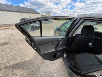 2011 mazda mazda3 i-touring-4-door with 176711 miles for sale near elk-river, minnesota 606d622a998d41149e960354e4bf7856.jpeg