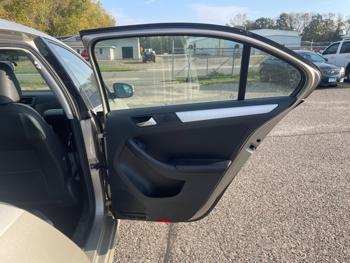 2013 volkswagen jetta se with 158676 miles for sale near annandale, minnesota 60ff9e7dd2b24b23b4cc1dda63dea1f7.jpeg