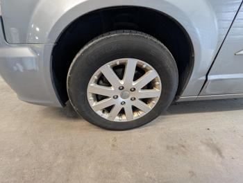2015 chrysler town-&-country touring with 221411 miles for sale near elk-river, minnesota 61351942687d4362984ebc9bf296ede2.jpg
