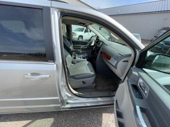 2008 chrysler town-&-country touring with 237369 miles for sale near elk-river, minnesota 6176aa9428de499293ee6b3eaca1a201.jpeg