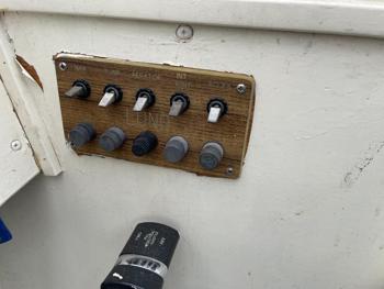 1986 lund tyee for sale near elk-river, minnesota 61d32983d5904b7bb6045aaebee77a33.jpg