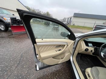 2014 ford taurus sel-awd with 140006 miles for sale near elk-river, minnesota 61f5af0b448b44a08397aba65476a028.jpeg