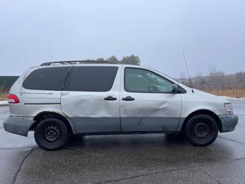 2003 toyota sienna ce with 194306 miles for sale near elk-river, minnesota 622e69fcac43468fa37454fbfcc6484c.jpg