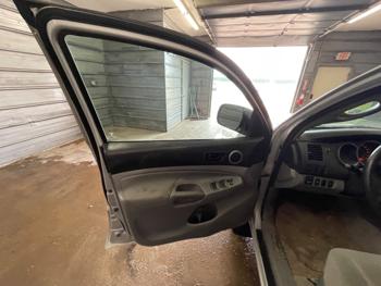 2010 toyota tacoma v6-4wd with 130040 miles for sale near elk-river, minnesota 623ed843b17147d8ba5e626935d9cacb.jpeg