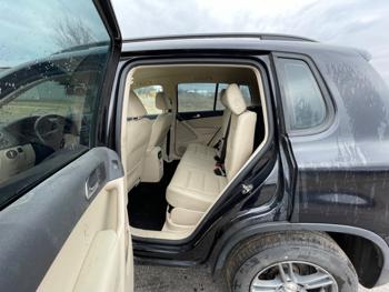 2016 volkswagen tiguan se-4motion with 179663 miles for sale near elk-river, minnesota 62497ef0fa834872b68bc71ca47d7aef.jpeg