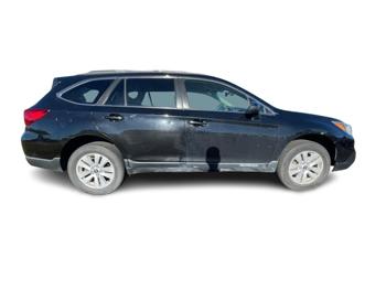 2017 subaru outback 2.5i-premium with 178364 miles for sale near rochester, minnesota 634d4202160944e8bb062123c046b93b.jpg