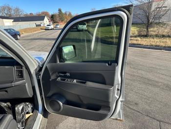 2009 jeep liberty sport-4wd with 231832 miles for sale near elk-river, minnesota 635ffc3842ba4212b7cdfd41f16dfc79.jpeg