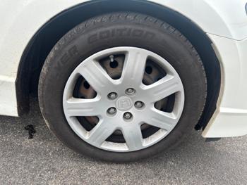 2009 honda civic lx-sedan-5-speed-at with 201694 miles for sale near elk-river, minnesota 63cf637753b14a5a976151699e70feb6.jpeg