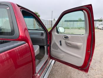 1999 ford f-150 ws-reg.-cab-short-bed-4wd with 48680 miles for sale near elk-river, minnesota 63cfdc787537473b94aee66c6aa1ae3e.jpeg