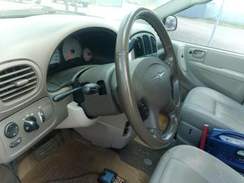 2006 chrysler town-&-country touring with 173423 miles for sale near elk-river, minnesota 64a712bd2a654f86adb3bd6857a83407.jpg