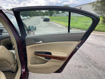 2009 honda accord ex-l-v-6-sedan-at with 78351 miles for sale near elk-river, minnesota 64b1ab21e2f6471b8262809683cf10fd.jpeg