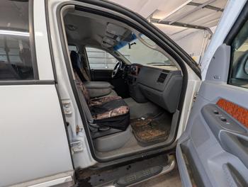 2006 dodge ram-1500 laramie-quad-cab-4wd with 183133 miles for sale near elk-river, minnesota 64dba638e9404ca08f479c2b7b588c17.jpg